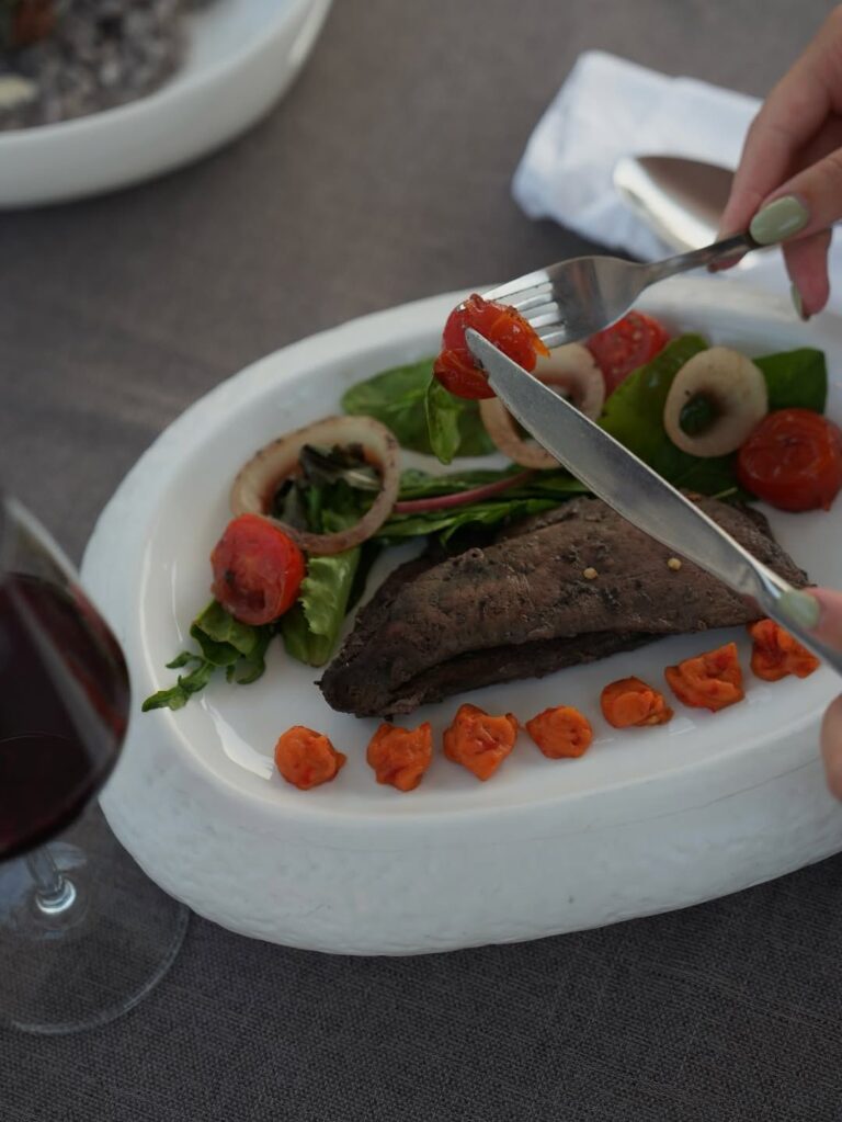 WhatsApp Image 2025-12-11 at 19.52.22